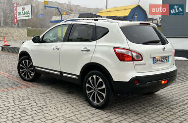 Внедорожник / Кроссовер Nissan Qashqai 2011 в Тернополе