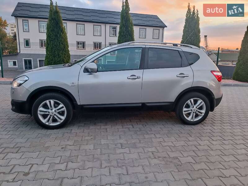 Внедорожник / Кроссовер Nissan Qashqai 2010 в Виннице