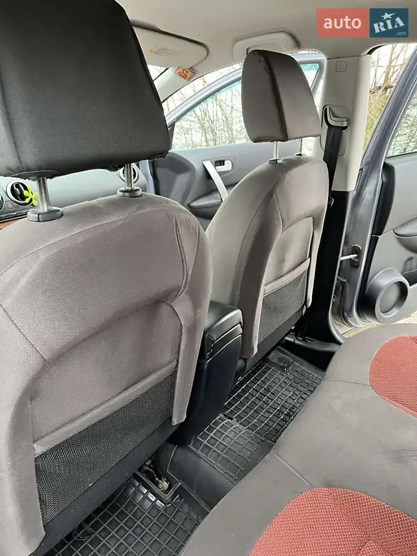 Позашляховик / Кросовер Nissan Qashqai 2009 в 