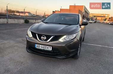 Внедорожник / Кроссовер Nissan Qashqai 2015 в Виннице