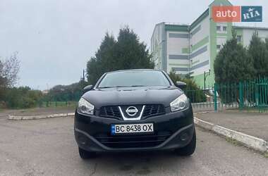 Позашляховик / Кросовер Nissan Qashqai 2010 в Львові