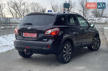 Позашляховик / Кросовер Nissan Qashqai 2012 в Стрию