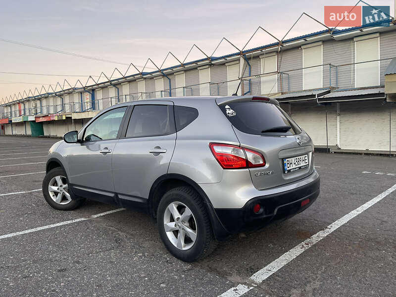 Внедорожник / Кроссовер Nissan Qashqai 2010 в Одессе