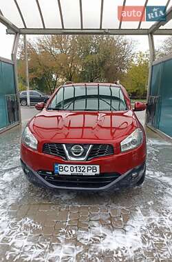 Позашляховик / Кросовер Nissan Qashqai 2010 в Львові