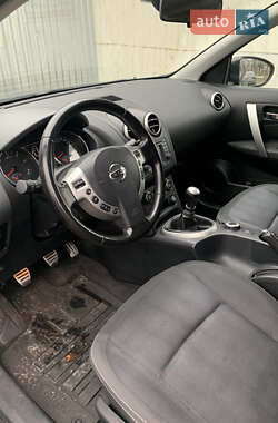 Внедорожник / Кроссовер Nissan Qashqai 2010 в 