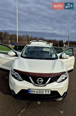 Позашляховик / Кросовер Nissan Qashqai 2014 в Одесі