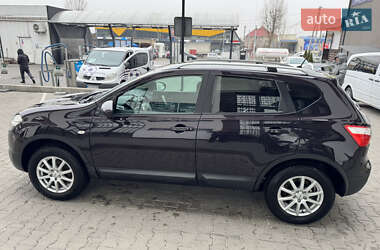 Позашляховик / Кросовер Nissan Qashqai 2010 в Києві