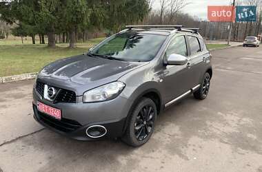 Позашляховик / Кросовер Nissan Qashqai 2012 в Рівному