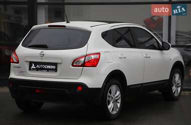 Внедорожник / Кроссовер Nissan Qashqai 2010 в Харькове