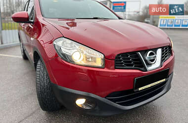 Позашляховик / Кросовер Nissan Qashqai 2010 в Полтаві