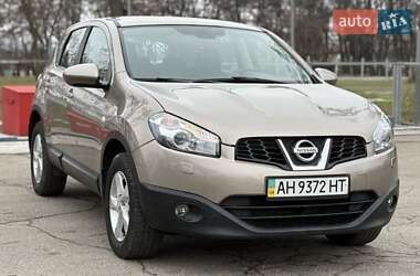 Позашляховик / Кросовер Nissan Qashqai 2010 в Дніпрі