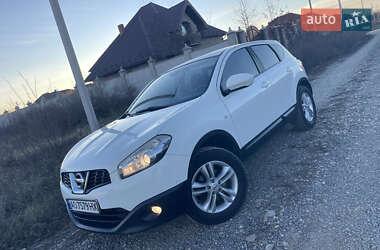 Позашляховик / Кросовер Nissan Qashqai 2011 в Виноградові