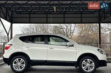 Позашляховик / Кросовер Nissan Qashqai 2010 в Одесі