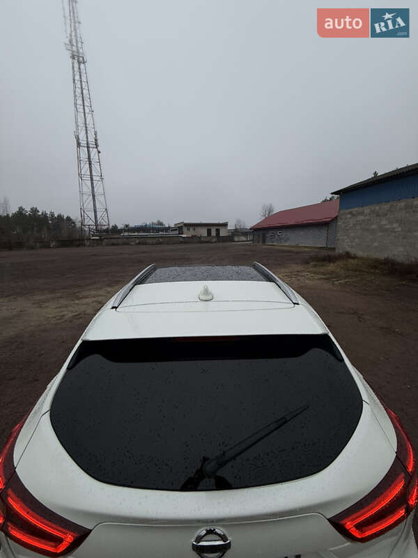 Внедорожник / Кроссовер Nissan Qashqai 2017 в Заречном