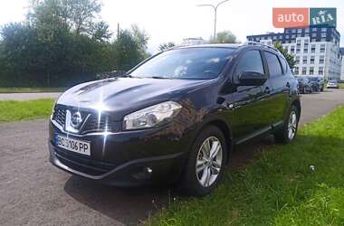 Позашляховик / Кросовер Nissan Qashqai 2012 в Львові