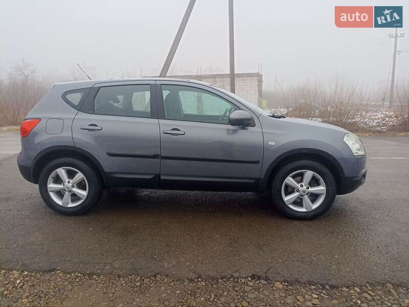 Позашляховик / Кросовер Nissan Qashqai 2007 в Косові