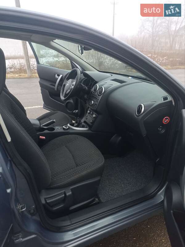 Позашляховик / Кросовер Nissan Qashqai 2007 в Косові