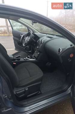 Внедорожник / Кроссовер Nissan Qashqai 2007 в 