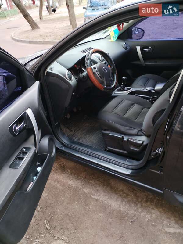 Позашляховик / Кросовер Nissan Qashqai 2007 в Коростені