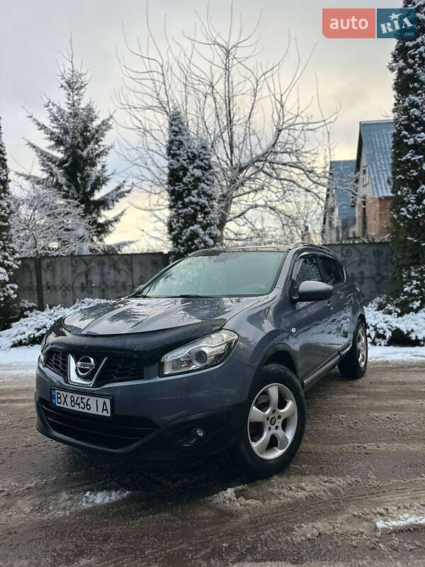 Внедорожник / Кроссовер Nissan Qashqai 2010 в Хмельницком