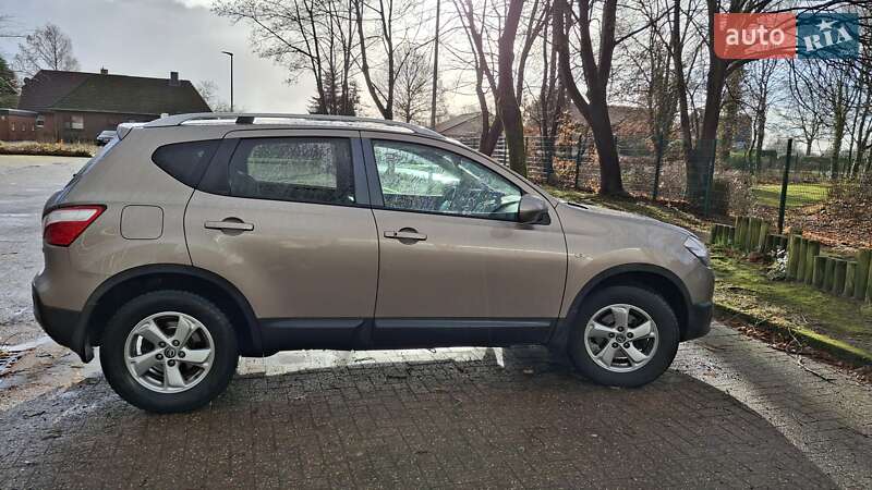 Внедорожник / Кроссовер Nissan Qashqai 2011 в Черновцах фото 4 Внедорожник / Кроссовер Nissan Qashqai 2011 в Черновцах