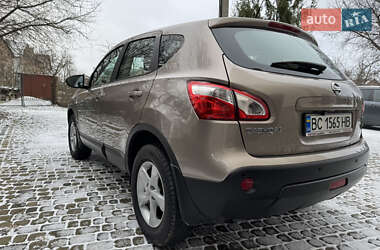 Внедорожник / Кроссовер Nissan Qashqai 2013 в Золочеве