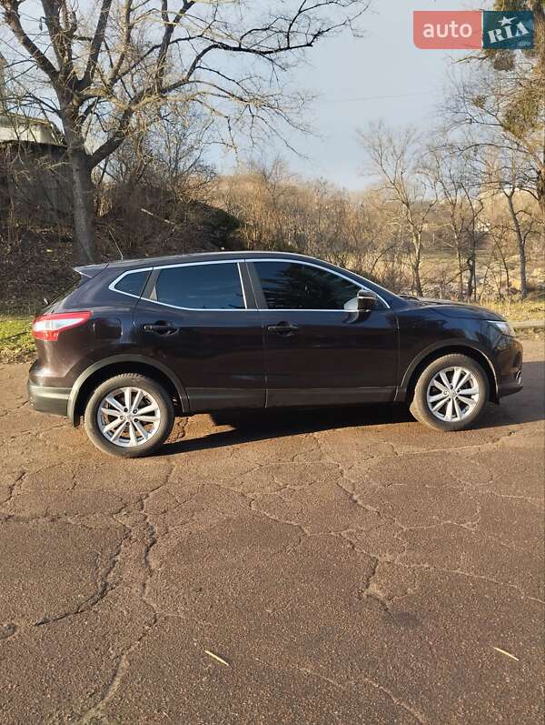 Позашляховик / Кросовер Nissan Qashqai 2014 в Черкасах