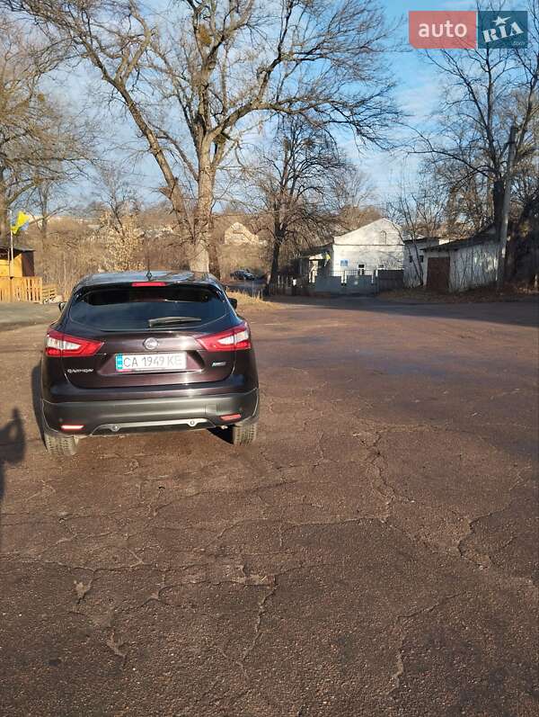 Позашляховик / Кросовер Nissan Qashqai 2014 в Черкасах