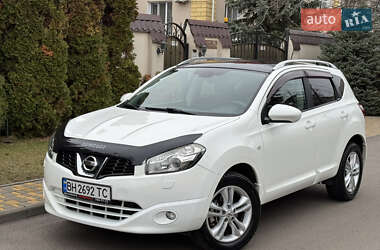 Позашляховик / Кросовер Nissan Qashqai 2010 в Одесі