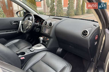 Внедорожник / Кроссовер Nissan Qashqai 2011 в Стрые