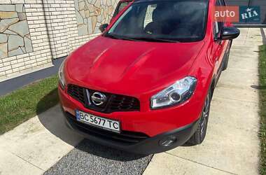 Позашляховик / Кросовер Nissan Qashqai 2012 в Самборі