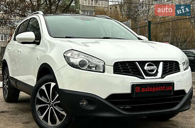 Позашляховик / Кросовер Nissan Qashqai 2012 в Сумах