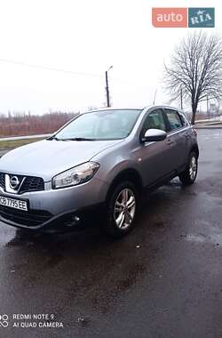 Внедорожник / Кроссовер Nissan Qashqai 2011 в 