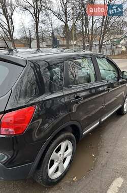 Внедорожник / Кроссовер Nissan Qashqai 2007 в 