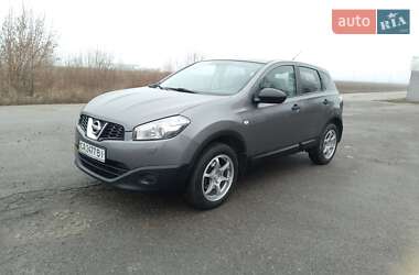 Позашляховик / Кросовер Nissan Qashqai 2012 в Умані