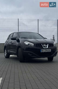 Позашляховик / Кросовер Nissan Qashqai 2013 в Первомайську