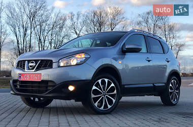 Позашляховик / Кросовер Nissan Qashqai 2012 в Стрию