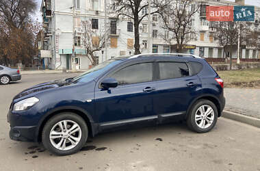 Внедорожник / Кроссовер Nissan Qashqai 2012 в Краматорске