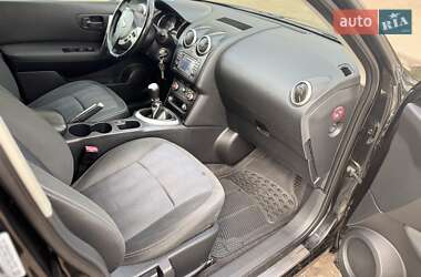 Позашляховик / Кросовер Nissan Qashqai 2011 в 