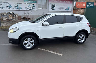 Позашляховик / Кросовер Nissan Qashqai 2011 в Києві