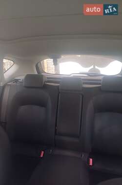 Внедорожник / Кроссовер Nissan Qashqai 2011 в 