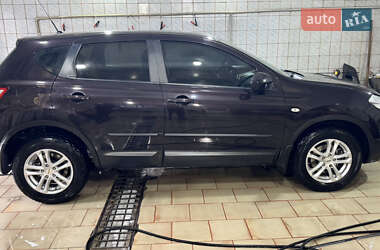 Внедорожник / Кроссовер Nissan Qashqai 2012 в Голованевске