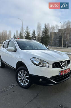 Позашляховик / Кросовер Nissan Qashqai 2010 в Миргороді