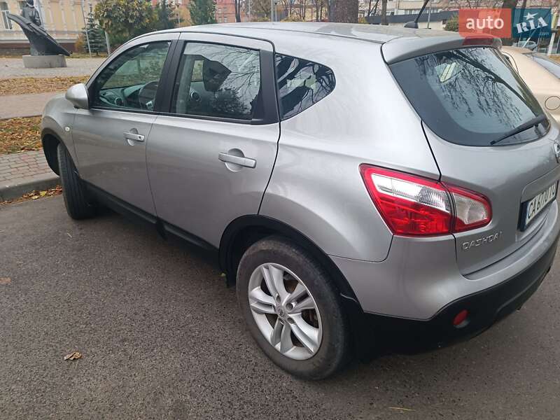 Внедорожник / Кроссовер Nissan Qashqai 2010 в Черкассах фото 5 Внедорожник / Кроссовер Nissan Qashqai 2010 в Черкассах