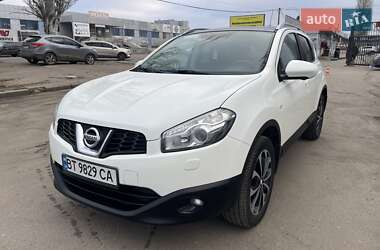 Позашляховик / Кросовер Nissan Qashqai 2012 в Миколаєві