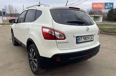 Позашляховик / Кросовер Nissan Qashqai 2012 в Миколаєві