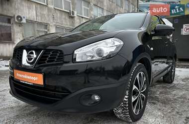 Внедорожник / Кроссовер Nissan Qashqai 2012 в Сумах