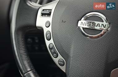 Внедорожник / Кроссовер Nissan Qashqai 2012 в Сумах