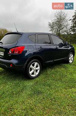 Внедорожник / Кроссовер Nissan Qashqai 2008 в 