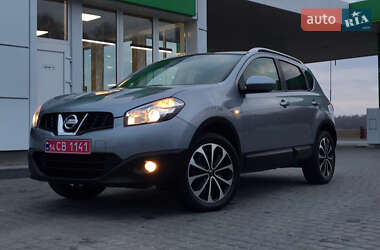 Внедорожник / Кроссовер Nissan Qashqai 2012 в Стрые